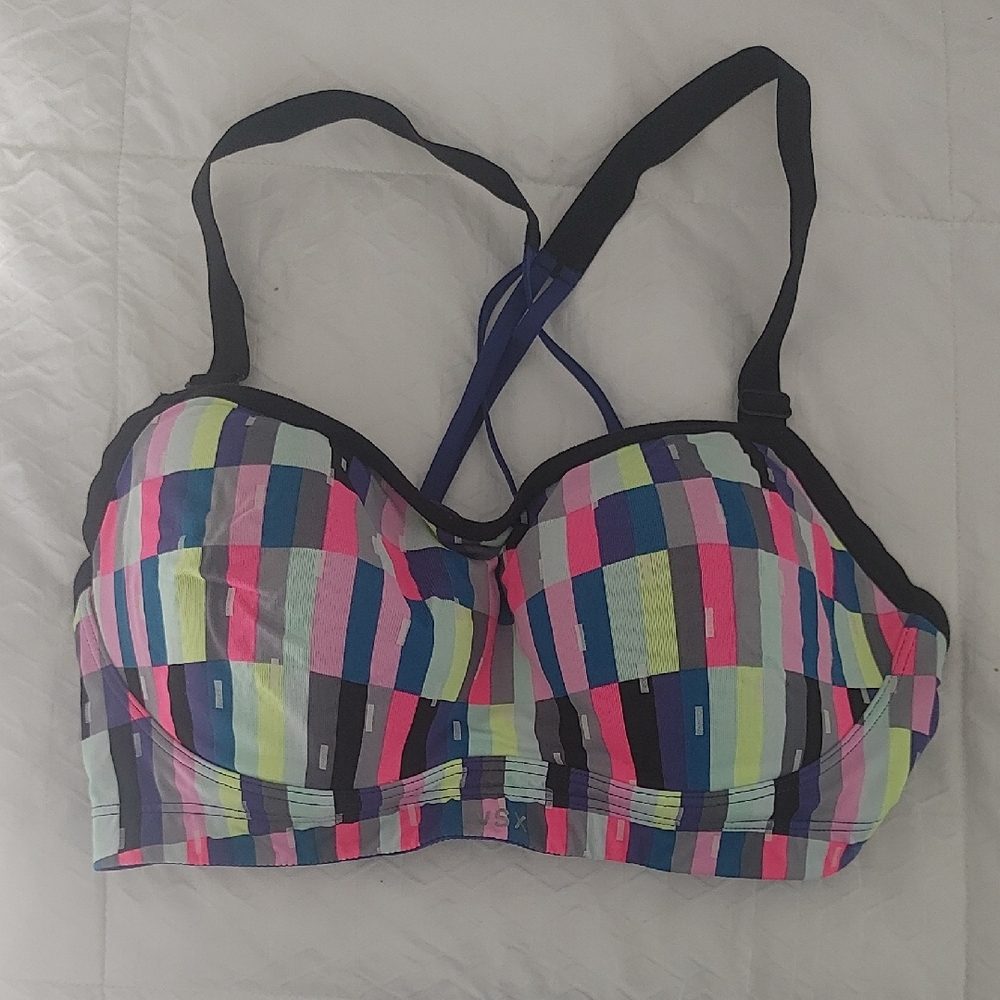 Women's Multi-Color Striped Sports Bra - Pink & Blue